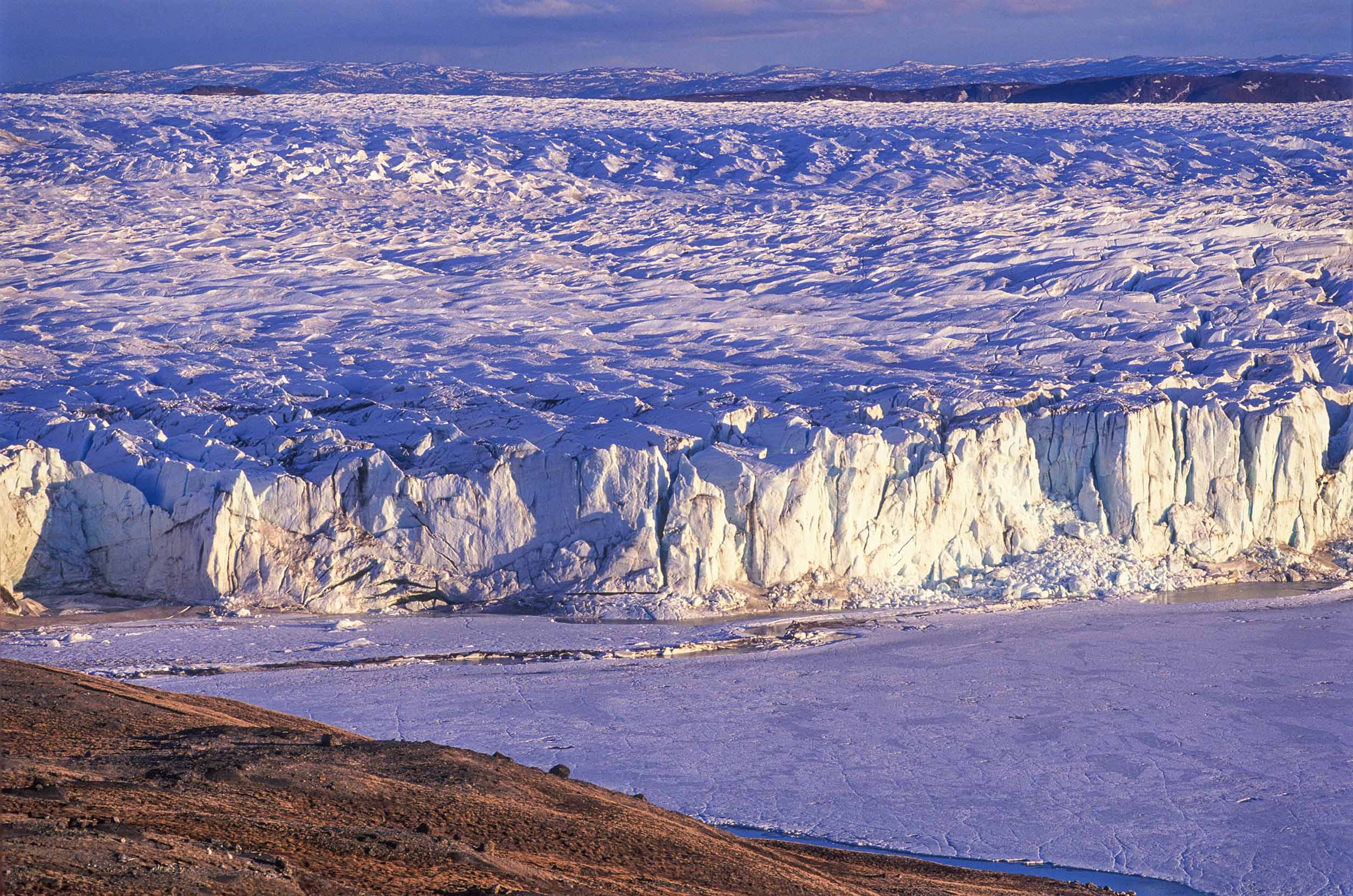 Greenland-Kangerlussuaq--glacier-overlook