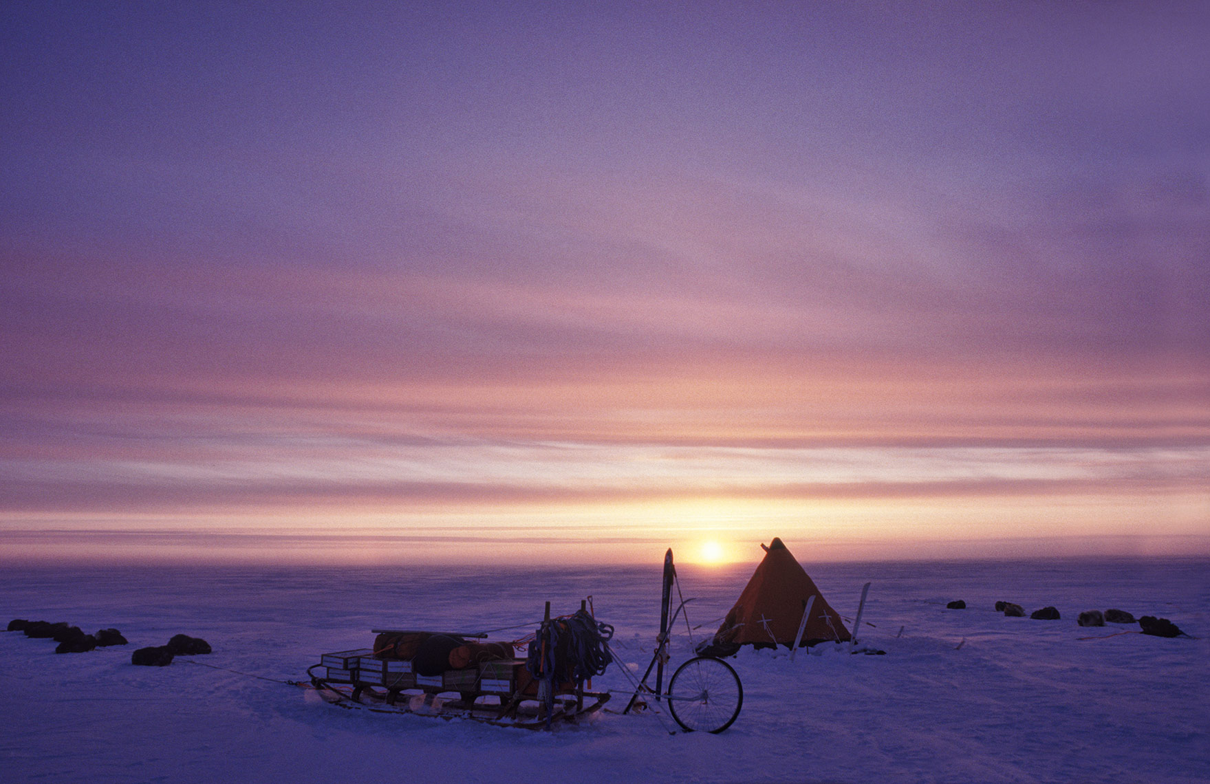 Greenland-camp_1